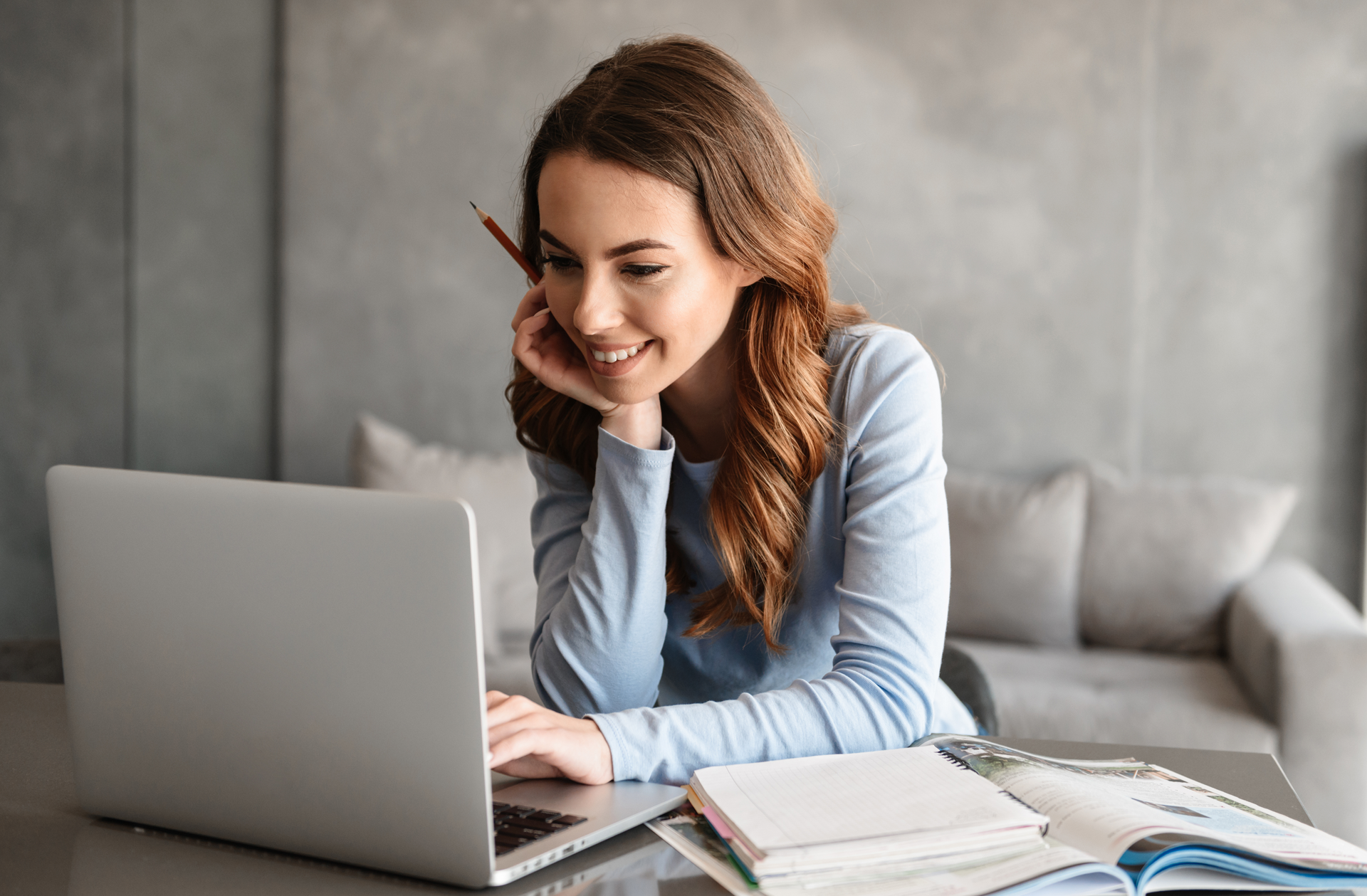 woman-studying