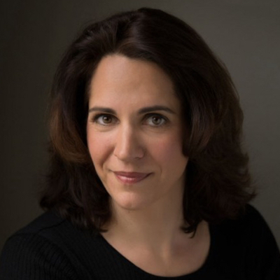 Dea Auray | CEO/Co-founder